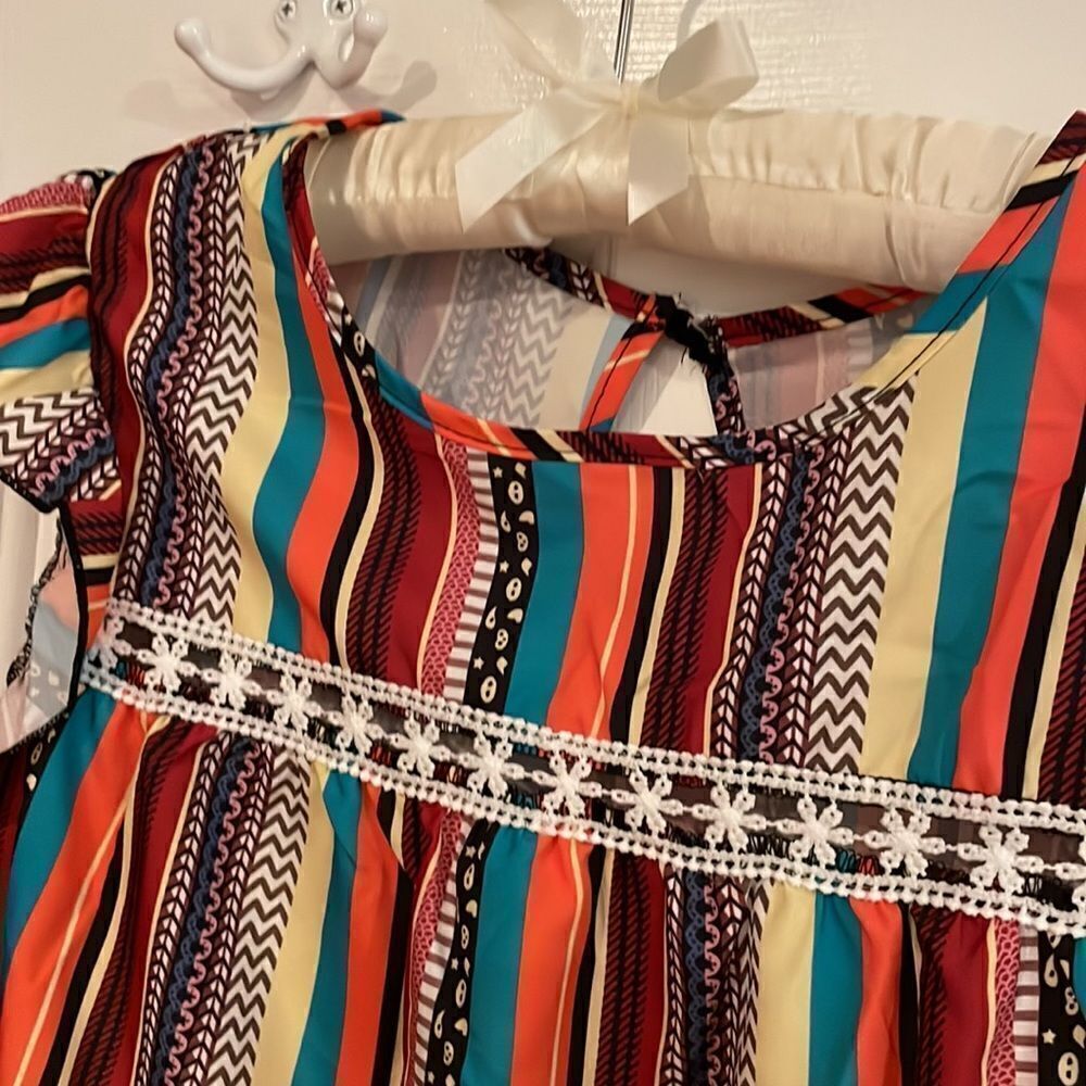 Colorful polyester striped top ❤️ - Picture 2 of 5